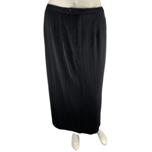 Jaclyn Smith women's black/white pinstripe skirt size 26W